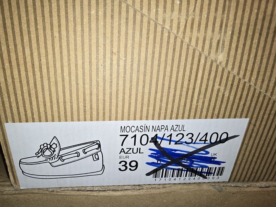 Vând pantofi MASSIMO DUTTI