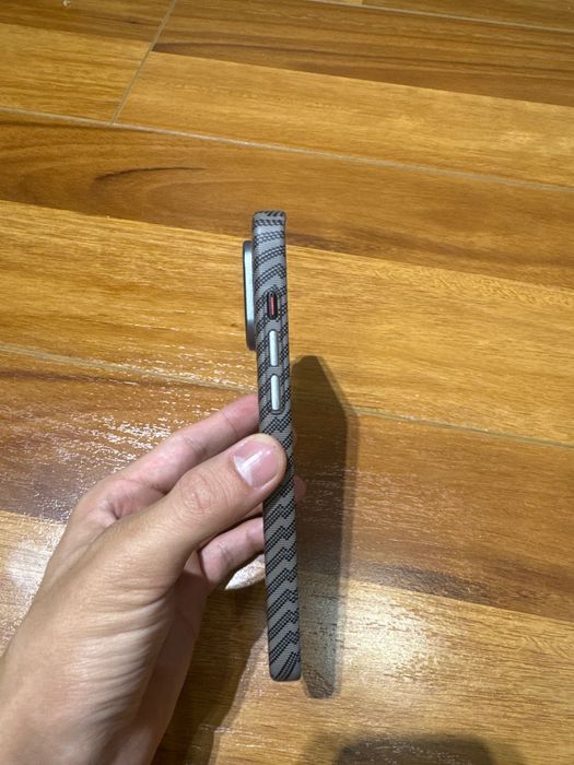 Чехлы от Pitaka для телефона Iphone 15 pro max