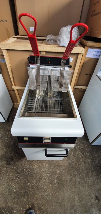Friteuza electrica profesionala cu suport si robinet-TRANSPORT GRATUIT