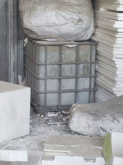 Кубовая ёмкость продам