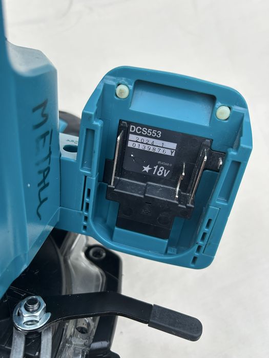 Makita DCS 553 circular de metal