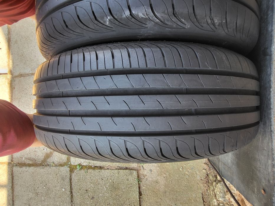 2бр 215/60/16 сава неразличими от новите