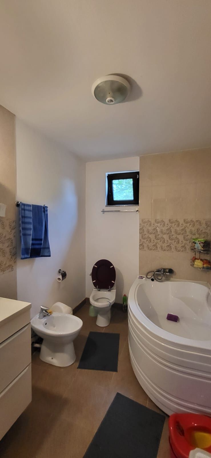 Casa parter, com Lipanesti, lângă Ploiesti,  1000mp teren