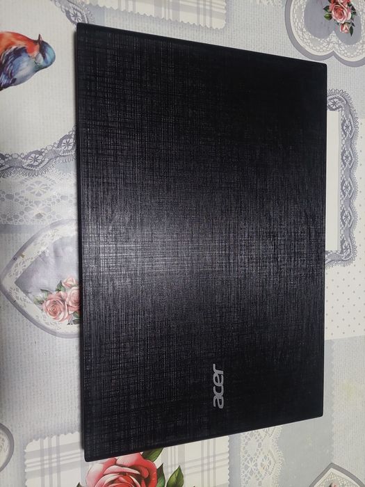 Laptop Acer Aspire F5