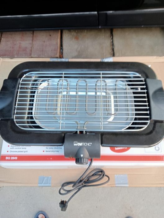 Clatronic BG2849 Grill Barbeque portabil.Nou Nefolosit in cutie