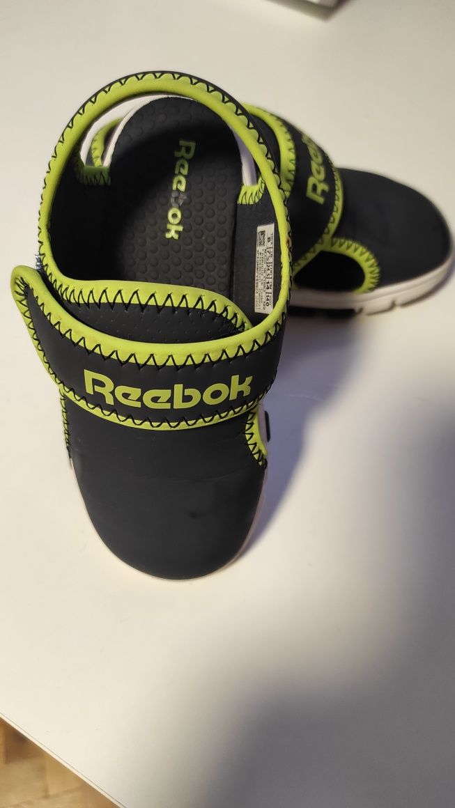 Детски сандали Reebok