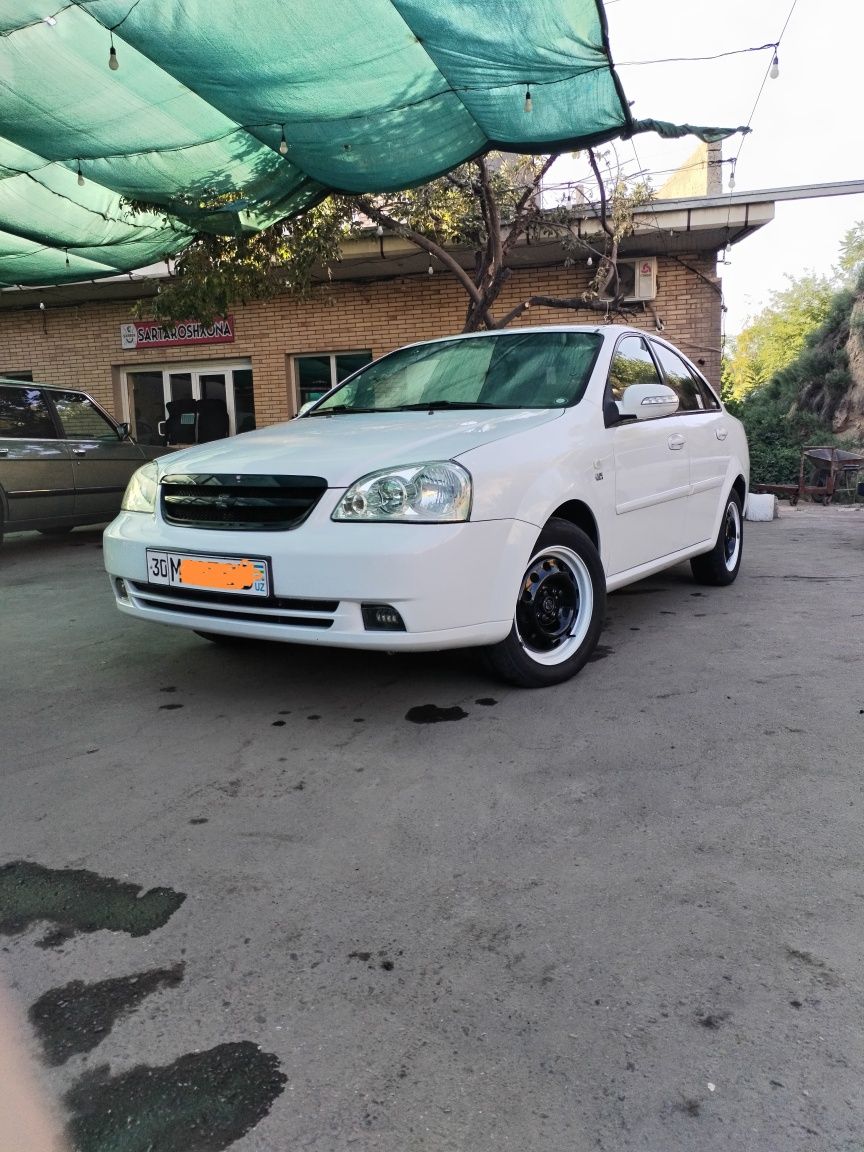Продам ласети 2009 г в хорошем состоянии