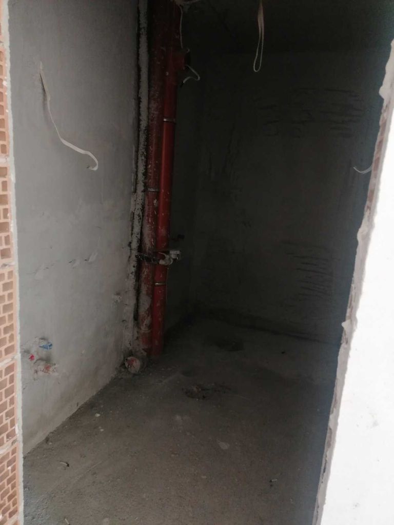 Продава се Двустаен апартамент в Стара Загора, Самара 1 - 58 кв.м за 992 €/кв.м - Снимка #2