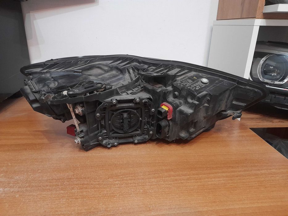 Far stanga Matrix 4g0941035 audi a6 c7 ultra