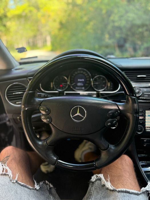 Mercedes-Benz CLS 320
