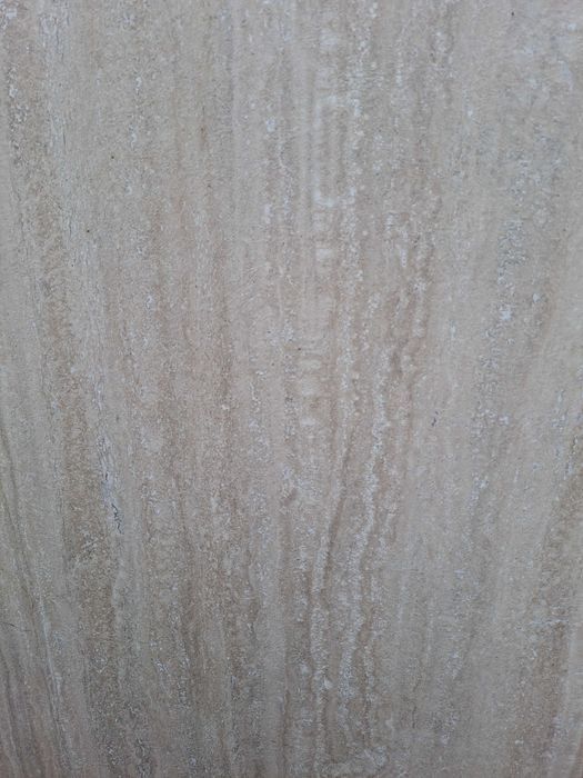 Продавам кухненски плот, нов, размер - 138/60/3,8