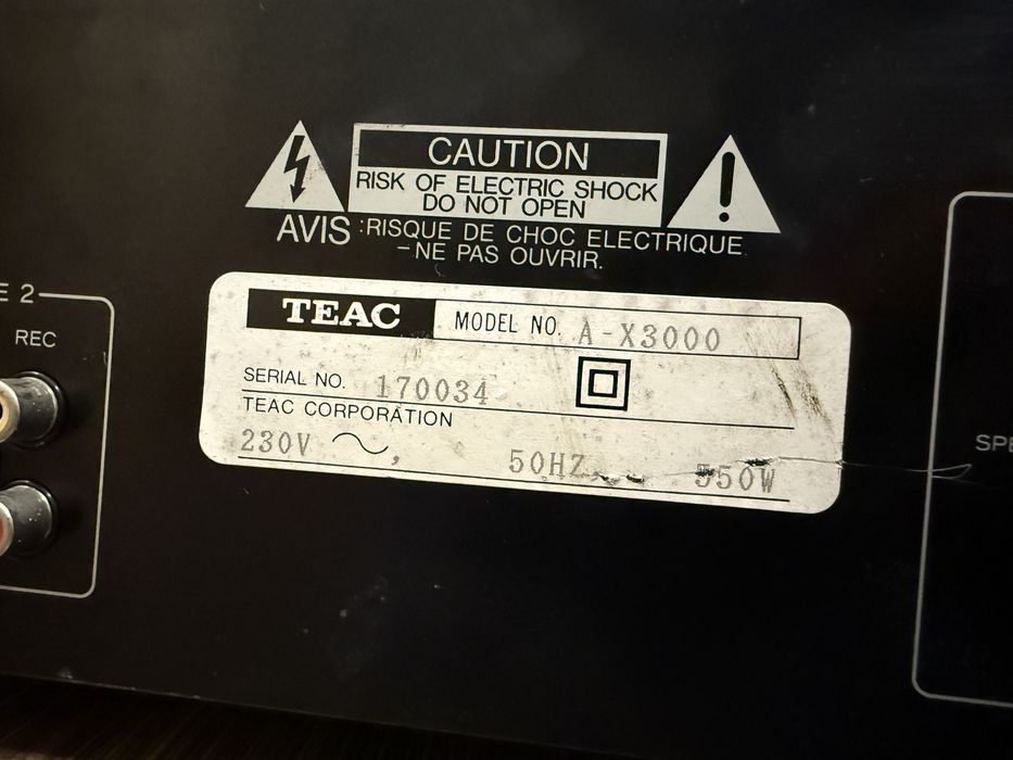 Teak A-X3000 Стерео усилвател