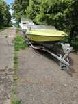 Vand barca de viteza  , Suzukii 70 cp ,injectie ,4 timpi + peridoc
