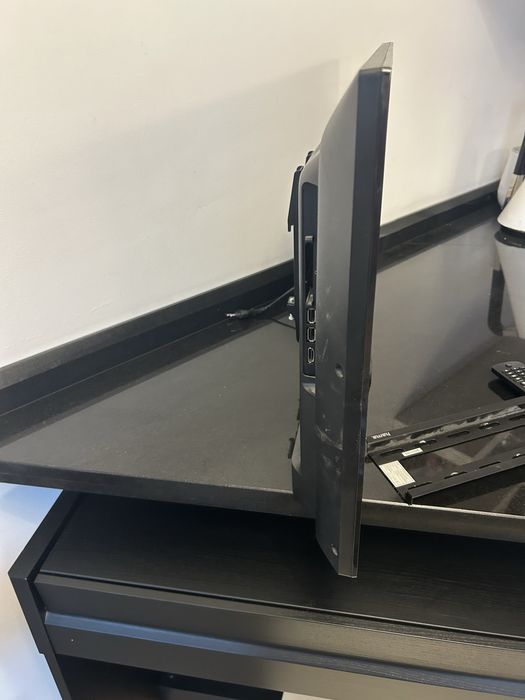 Смарт Телевизор Филипс Philips 32 инча, netflix