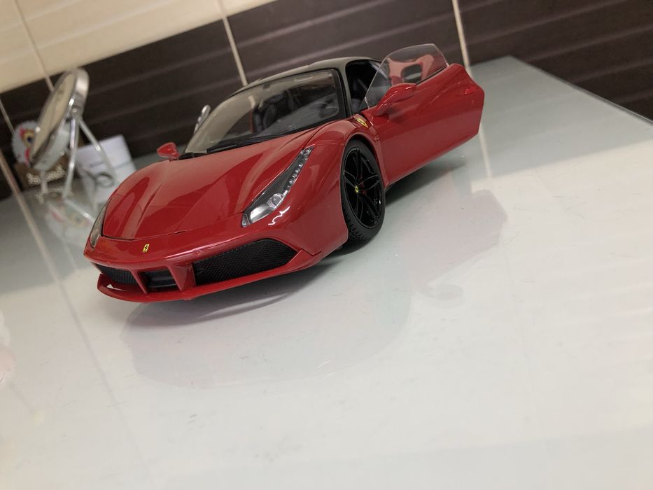 Macheta ferrari 488 Gtb
