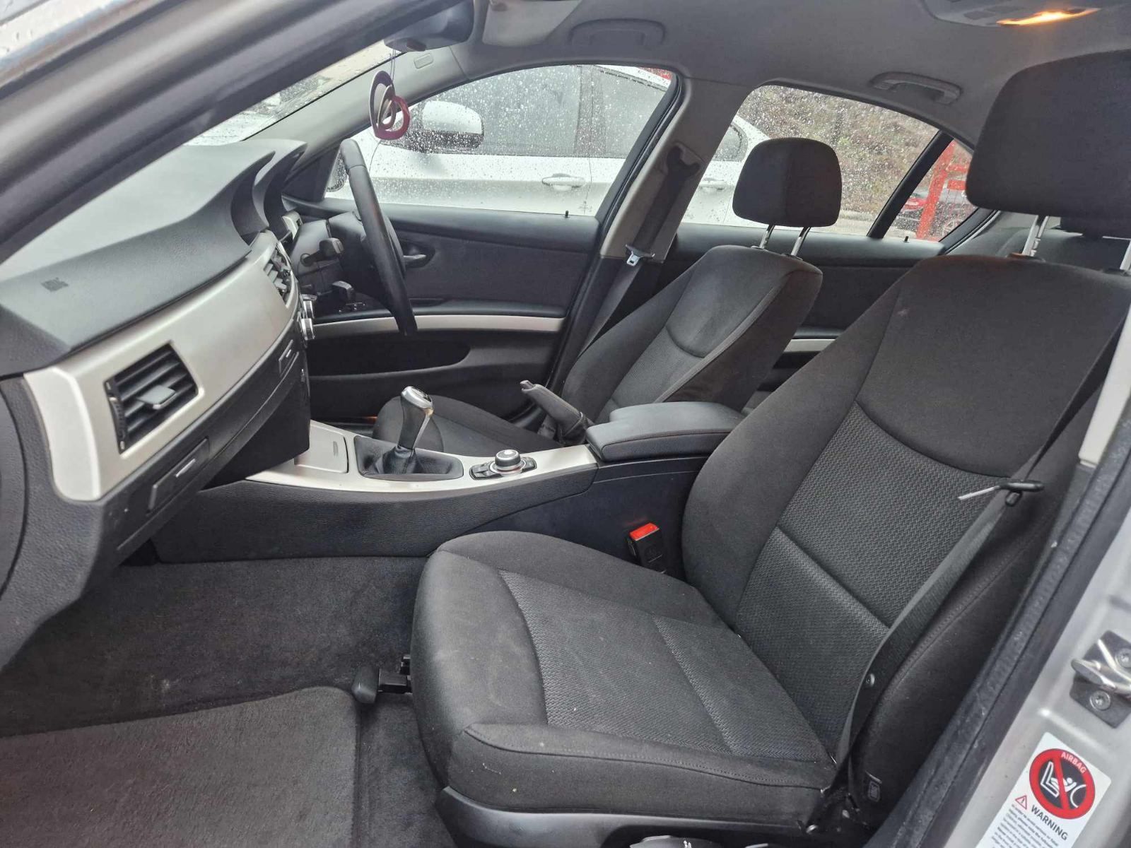 BMW E90 325D 197кс Facelift cic седан  ръчка НА ЧАСТИ!