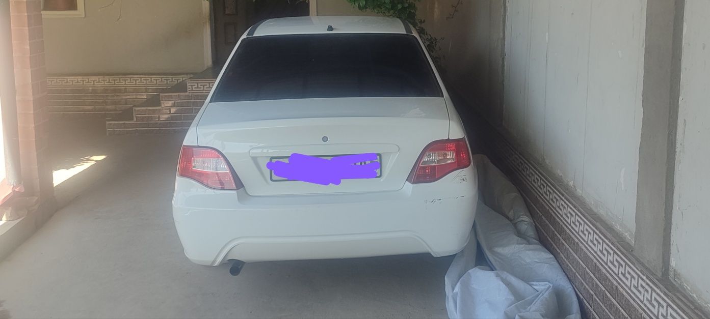 Nexia 2 ,1.6 Donc Mator sotiladi xolati yaxshi yurishlari zor moshina
