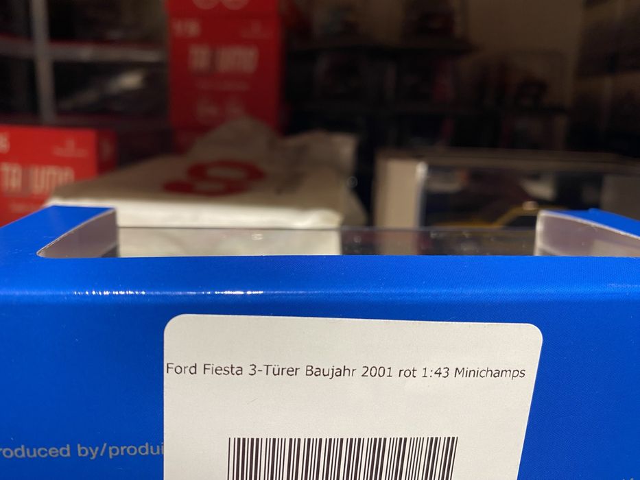MINICHAMPS FORD FIESTA an 2001 machetă auto scara 1:43 3 uși