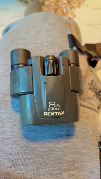 Binoclu pentax ca nou