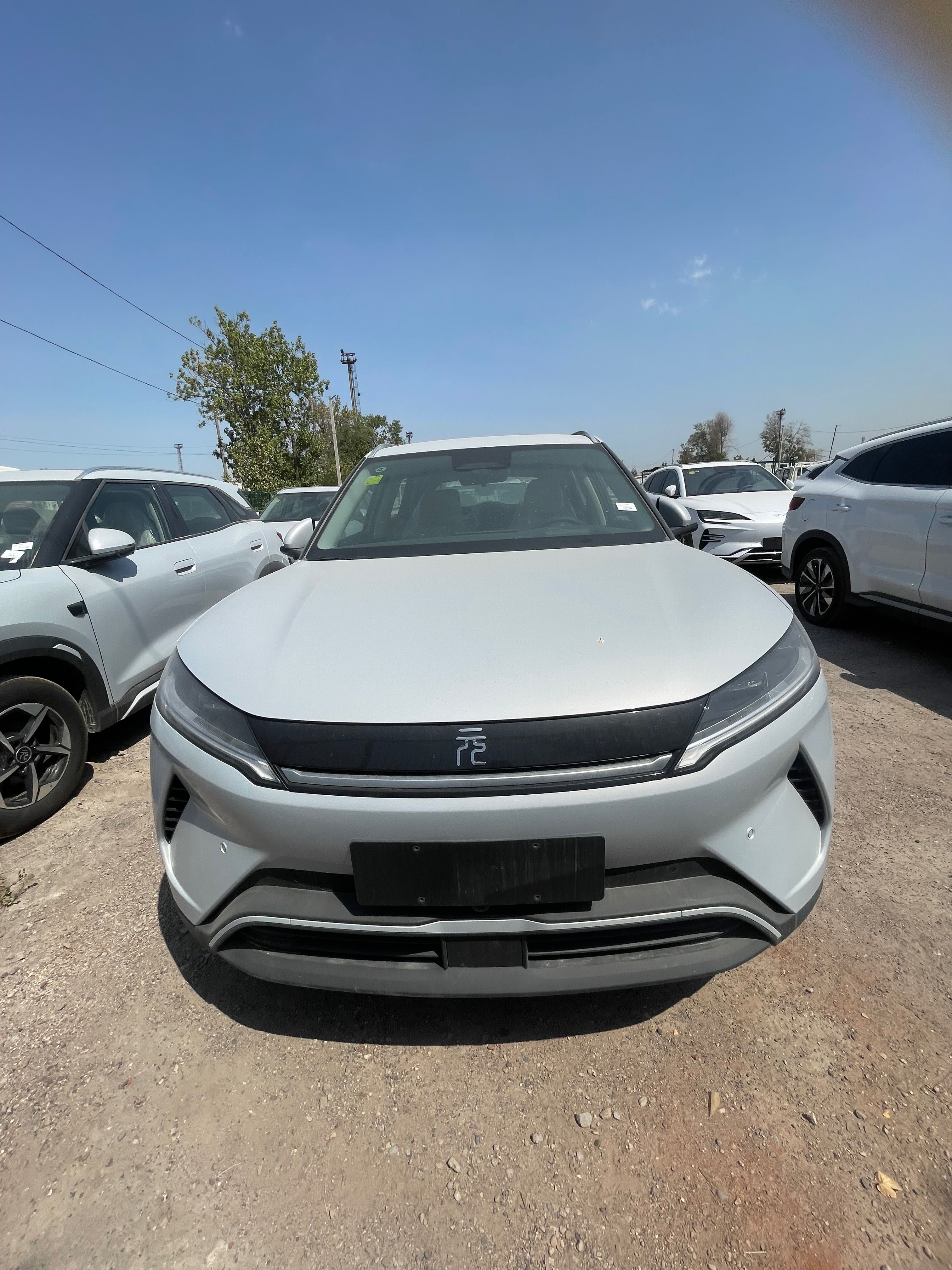 Byd yuan up 3 pazitsa Toshkent Avtosalonda