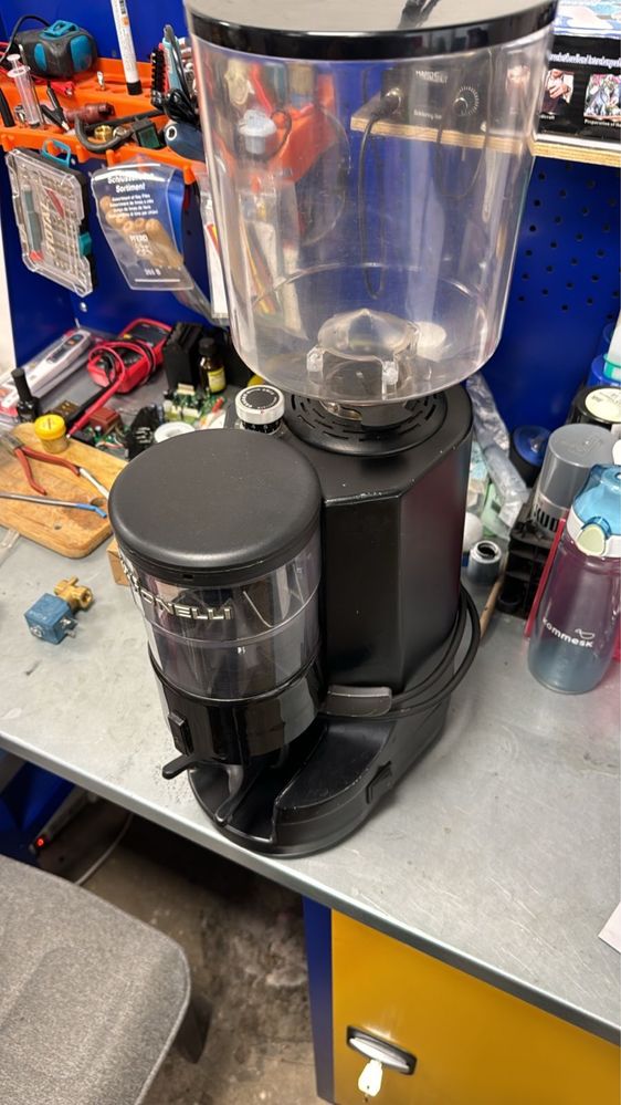 Продается комплект кофемашины Simonelli Appia Compact 2gr
