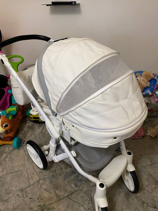 Продается коляска Adamex Barletta