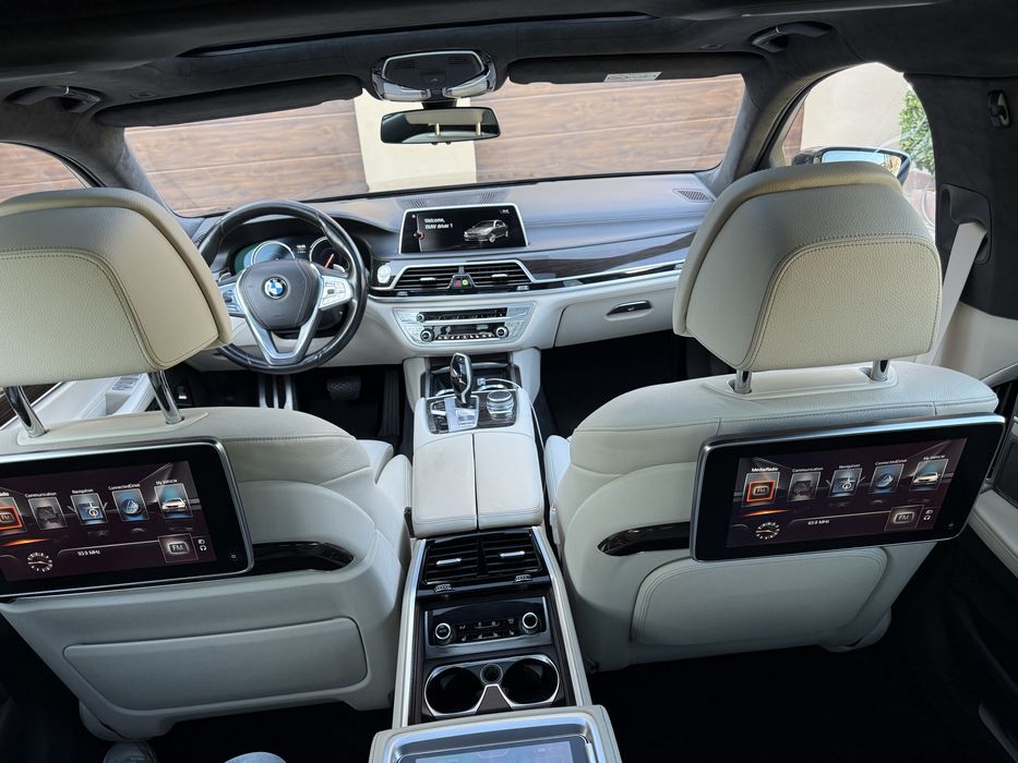 BMW 740Ld xDrive Long • M Package • Full • LASER • TVA •Service BMW