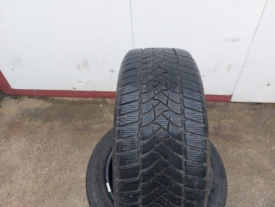 150 lei bucata! Doua anvelope M+S/IARNA 225 50 17 Dunlop! 7 mm