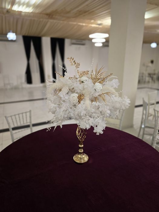 Aranjamente florale pentru evenimente!
