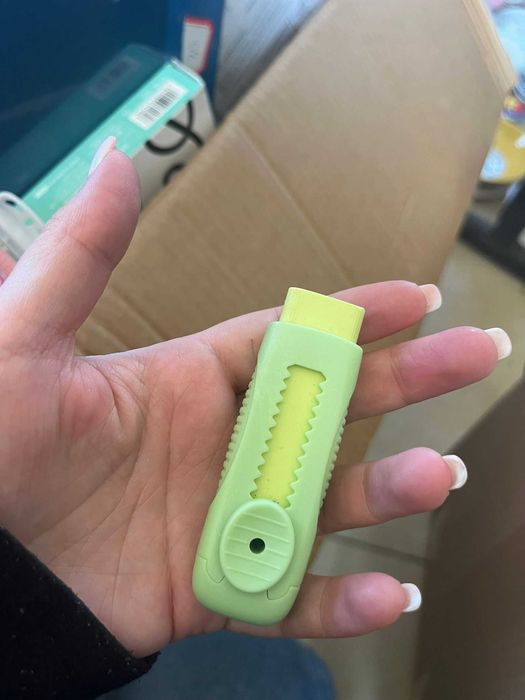 rechizite de vanzare