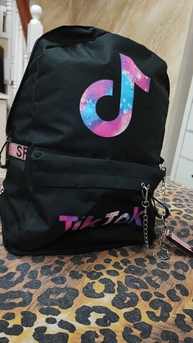 Ghiozdan, Rucsac adolescenti.