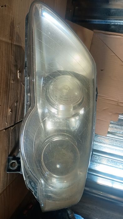 Faruri VW Passat B6 Bi-Xenon Adaptive Stânga + Dreapta Originale Valeo