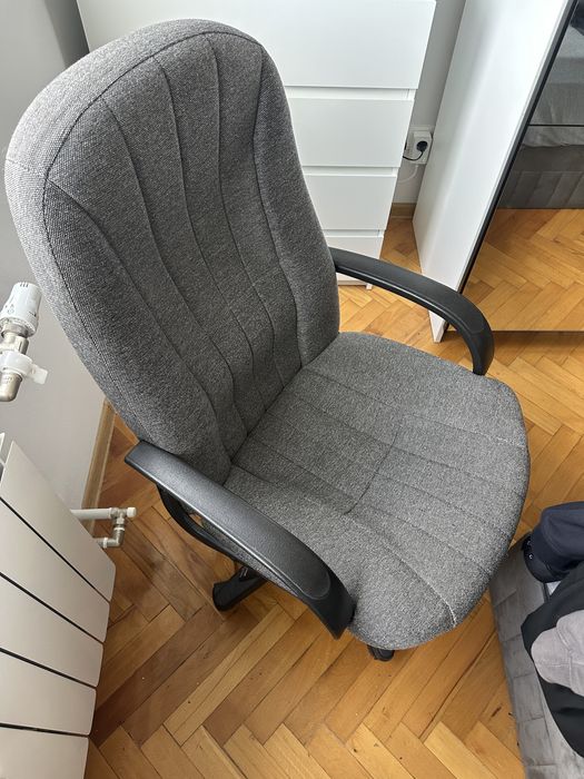 Директорски/дизайнерски стол за бюро