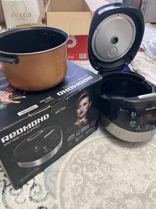 Мультиварку продам