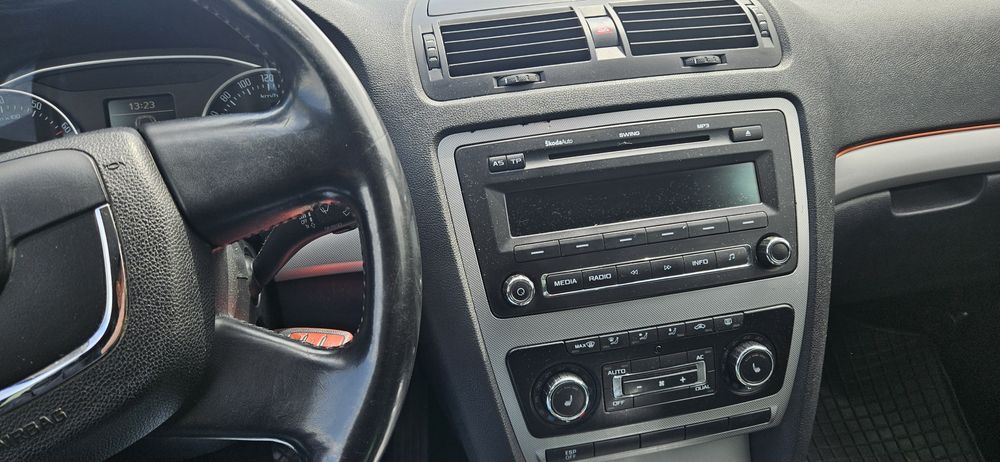 Skoda Octavia II 2009 automat recent înmatriculată