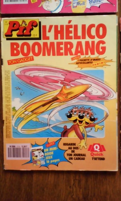 Списания книжки комикси ПИФ PIF притурки стикери и плакати