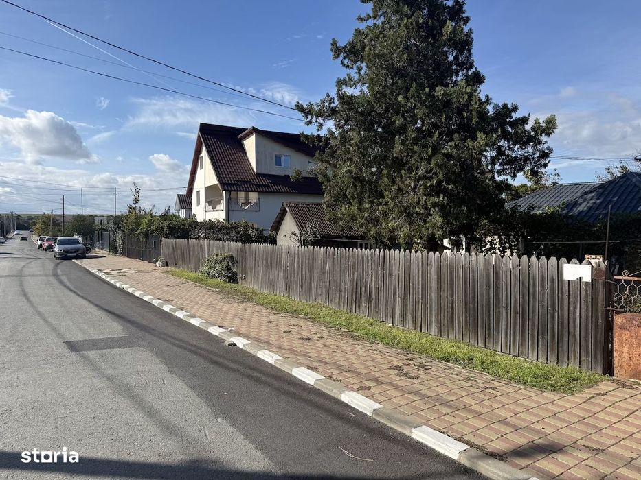 Tuzla zona centrala casa+teren 1000mp