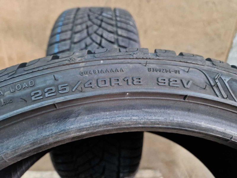 2 Goodyear R18 225/40
зимни гуми DOT2619