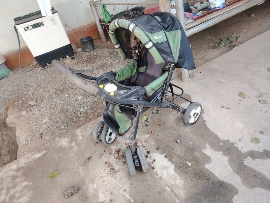 Коляска + вторая бонус