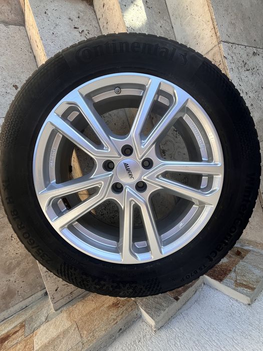 4Jante Land Rover Evoque cu Anvelope iarna 235/60R18 Continental Noi
