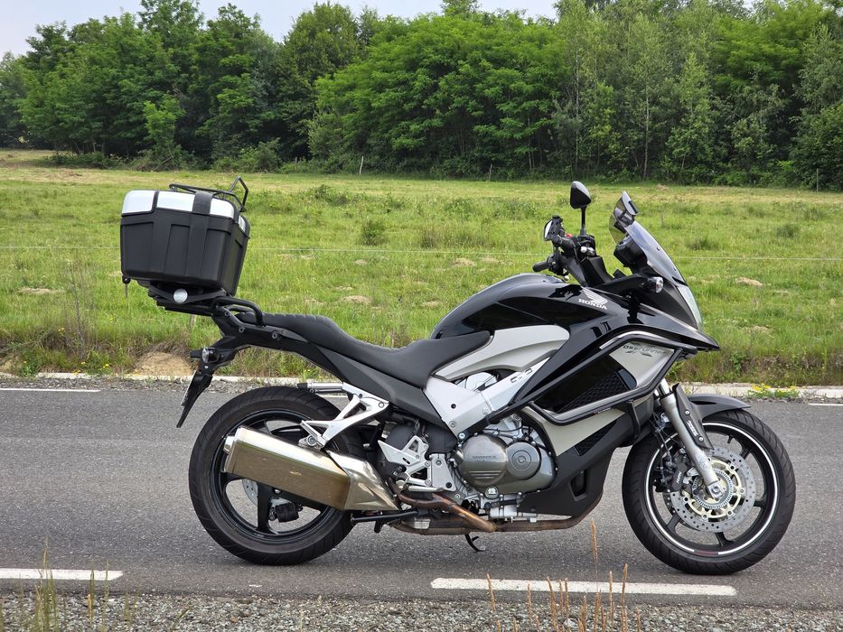 Honda VFR 800X Crossrunner sport-touring stare excelenta revizie !