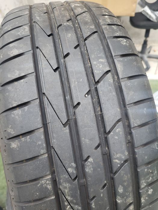 2 бр летни 225/50/18 Hankook