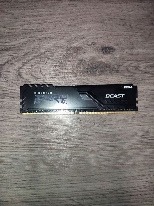 Memorie Kingston furry ddr4 de 16 gb 2400 MHz