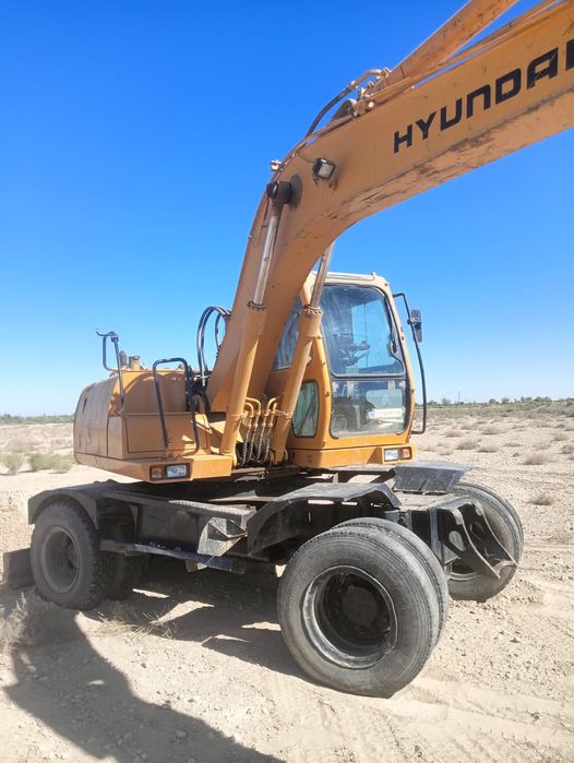 Ekskavator Hundai 1300