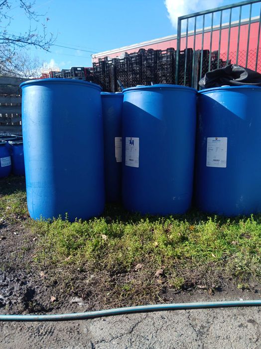 Пластмасови бидони 30л и220л