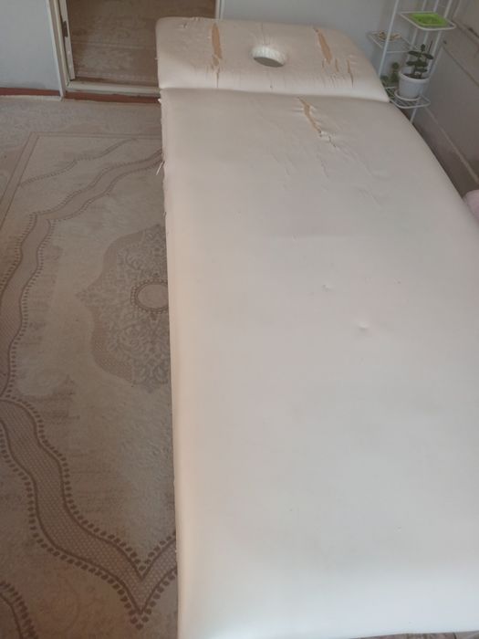 Продаётся кушетка