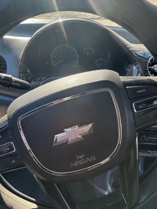 Matiz sotiladi.2006 yil