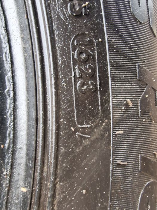 Anvelope 205/65R16C marca Vredestein, M +S, DOT 2023, 7 mm