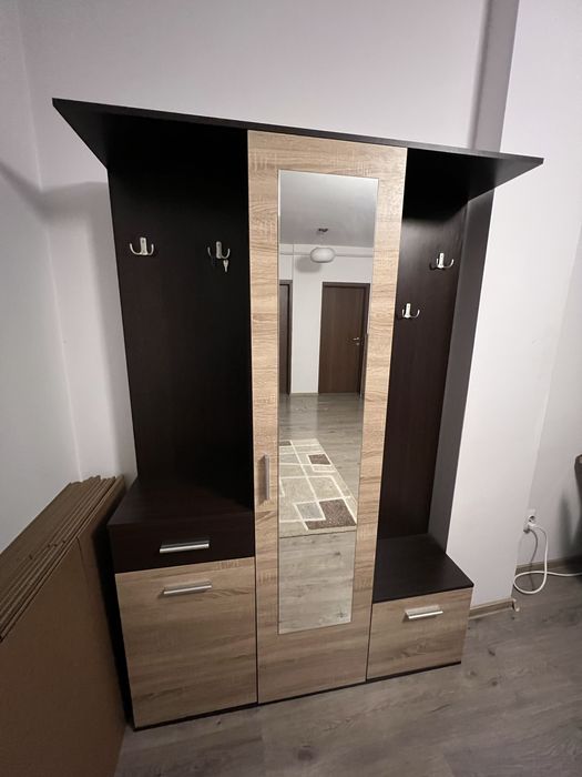 [Oferta] Cuier cu oglinda si spatiu de depozitare