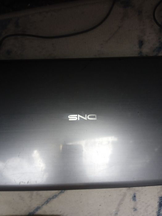 Dns noutbook  sotiladi